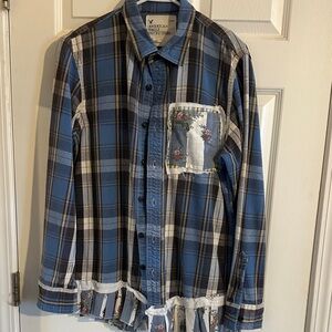 American Eagle Outfitters Blue Plaid Button Down Shirt